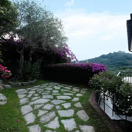 Casa Nozarego - Terrace With Sea View, Parking Space Apartmán